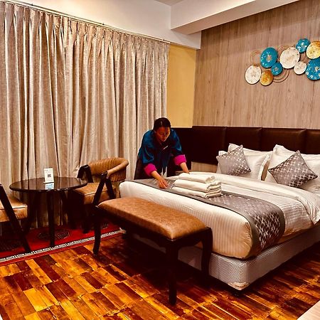 Silver Cloud Hotel بارو المظهر الخارجي الصورة