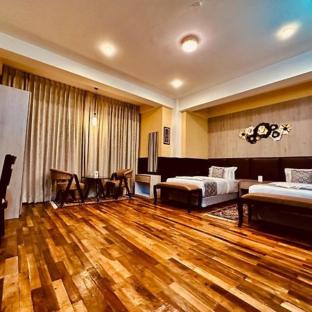 Silver Cloud Hotel بارو المظهر الخارجي الصورة