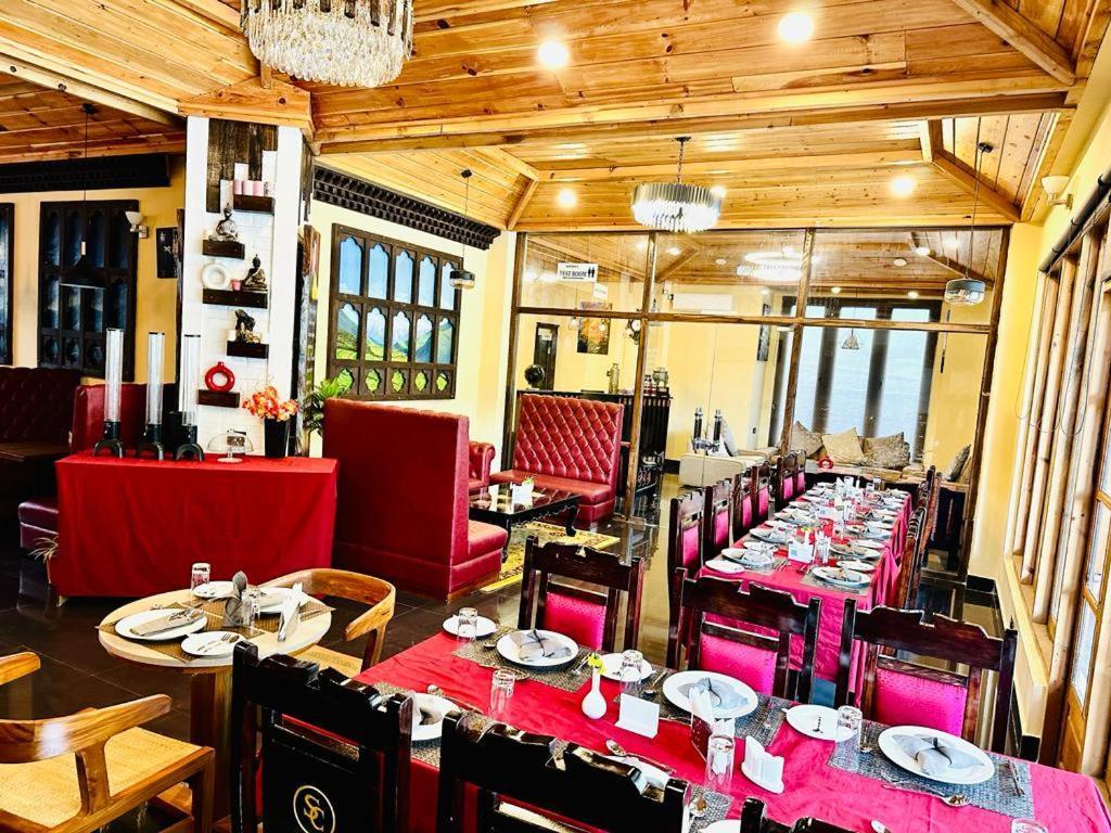 Silver Cloud Hotel بارو المظهر الخارجي الصورة