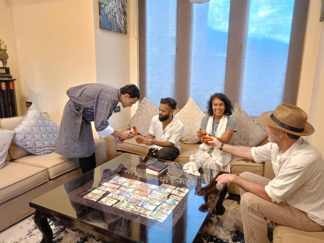 Silver Cloud Hotel بارو المظهر الخارجي الصورة